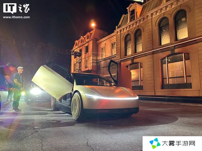 特斯拉获加州打车服务许可证，但暂时只能运送自家员工